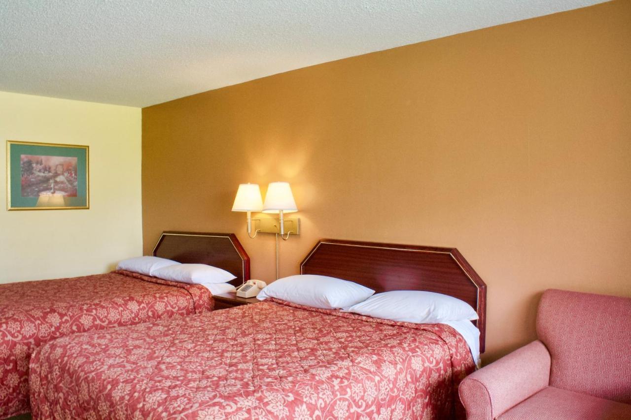 מונרו Rodeway Inn מראה חיצוני תמונה