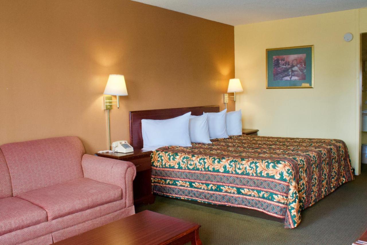 מונרו Rodeway Inn מראה חיצוני תמונה